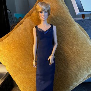 Princess Diana RARE Porcelain 17" Figure from Franklin Mint